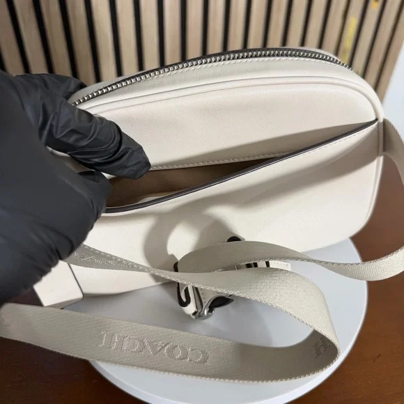 🤍🌸 COACH Ivory light cream Bag pace Brixton Baker Fanny Pack Belt Bag 🦘 kangaroo - Picture 11 of 13